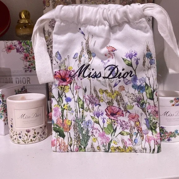 Miss Dior Milllefiori Drawstring Bag - Picture 6 of 12